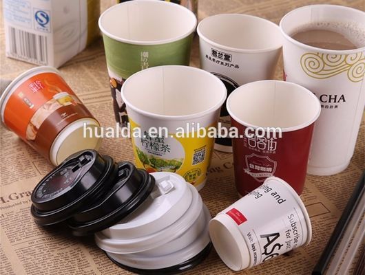 Tazza di caffè di carta riciclabile ecologica che fa macchina fornitore