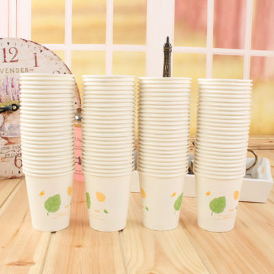 Macchina automatica della tazza di carta di qualità eccellente di vendita della fabbrica con molti colori fornitore