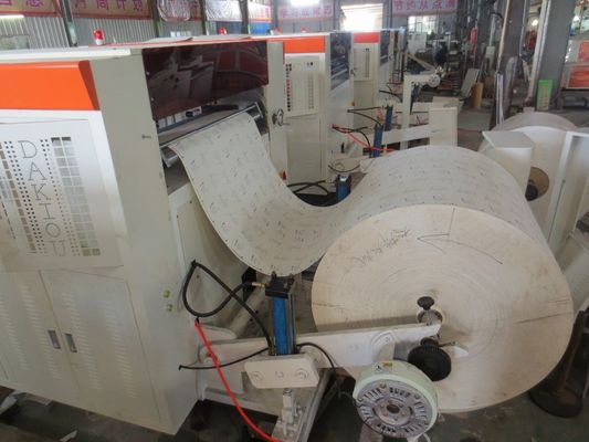 Macchine tagliante del rullo di carta automatico di 380 V 90 - 140 volte/min fornitore